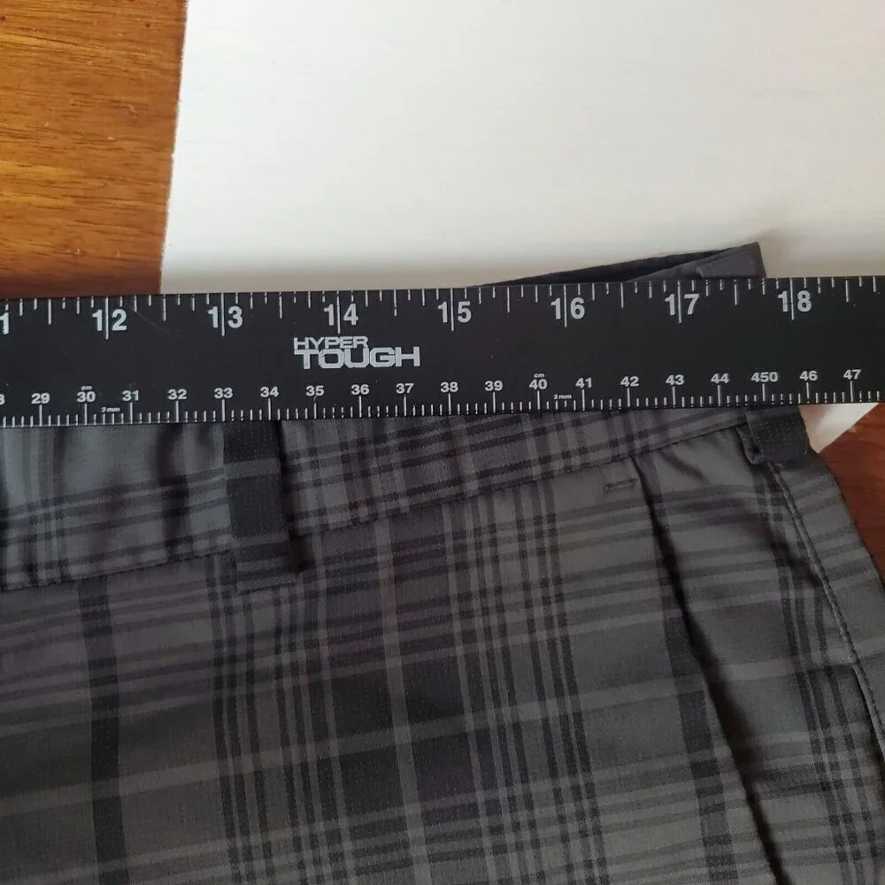 Nike Golf Shorts Mens 36 Black Gray Plaid Performance Dri Fit Stretch Athleisure